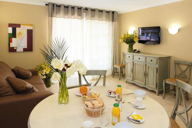 كاليان Maison Dans Resort & Spa المظهر الخارجي الصورة